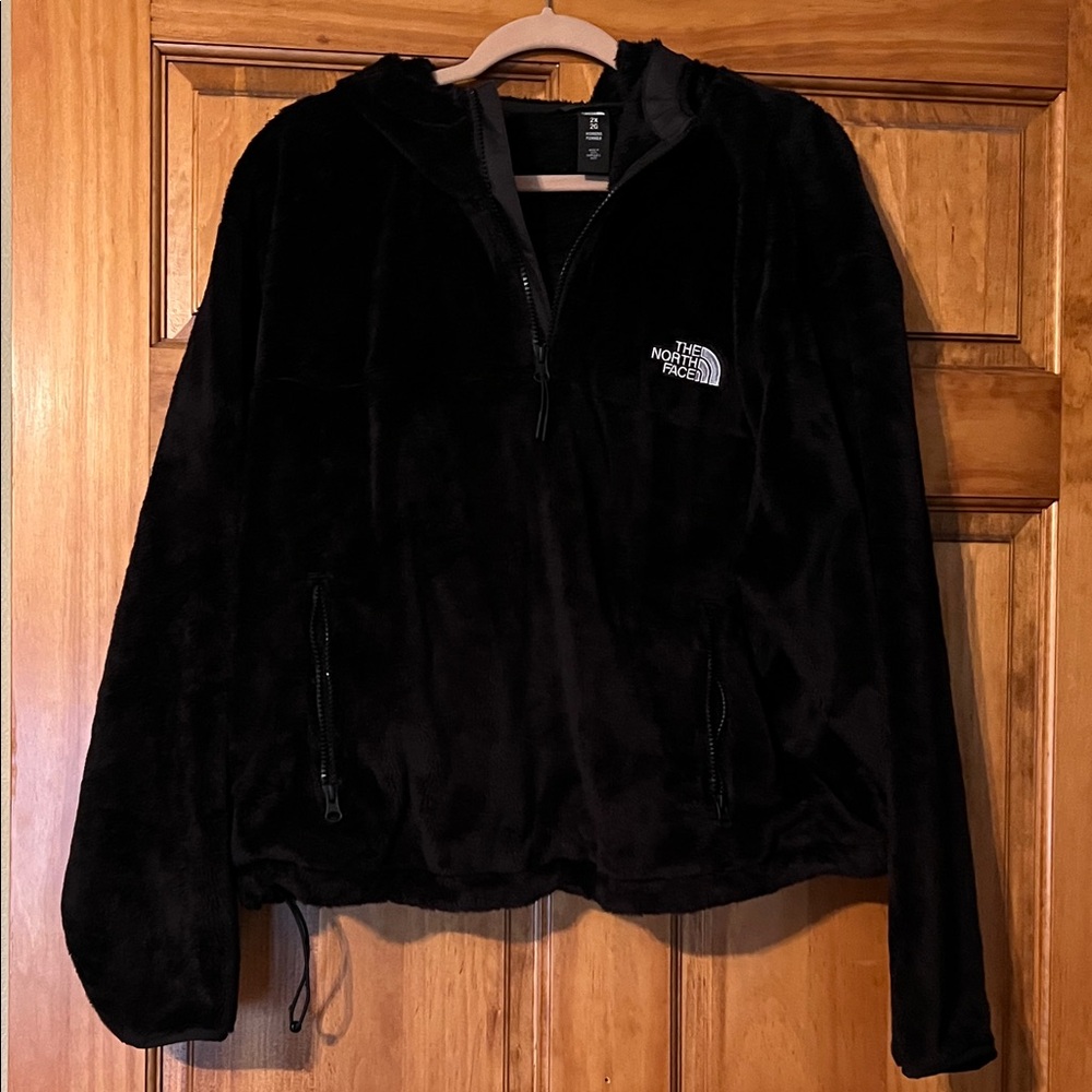 The North Face Black Fleece Hoodie, crop fit